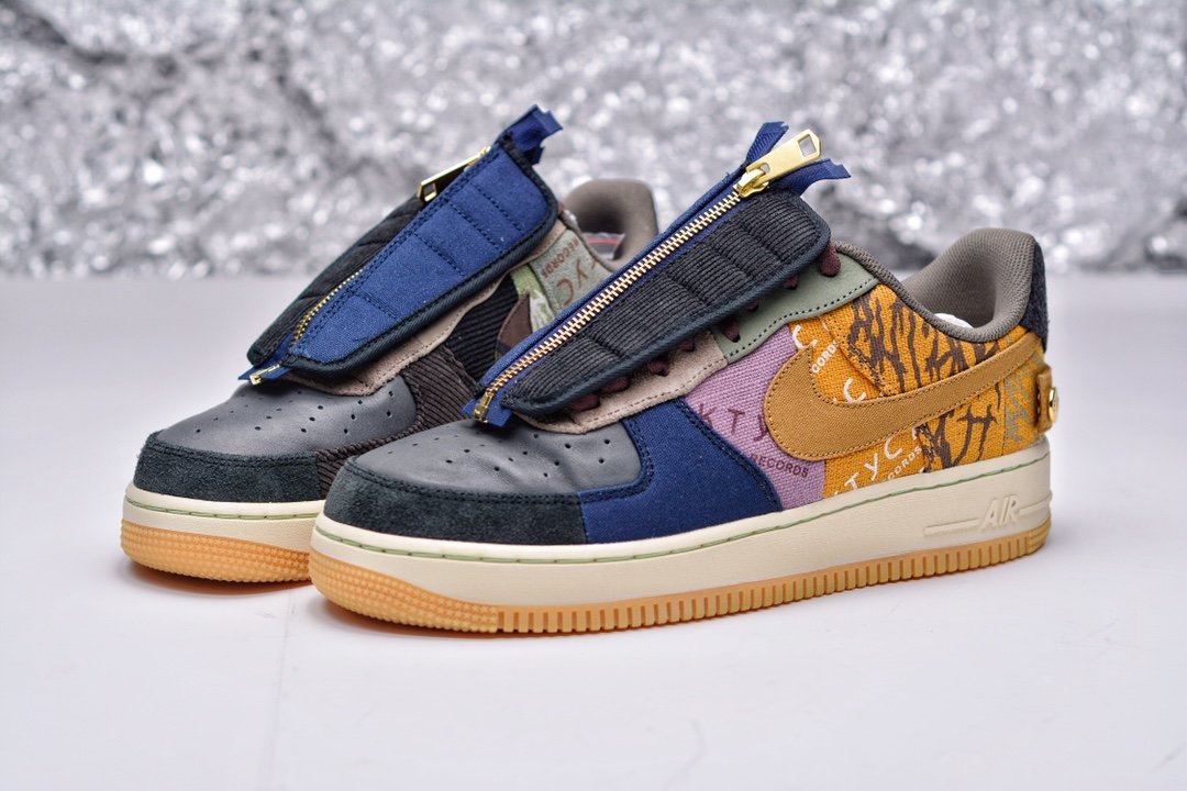 TRAVIS SCOTT X AIR FORCE 1 CACTUS JACK