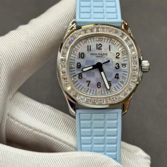 PATEK Watch Aquanaut 35.6mm Silver White Dial