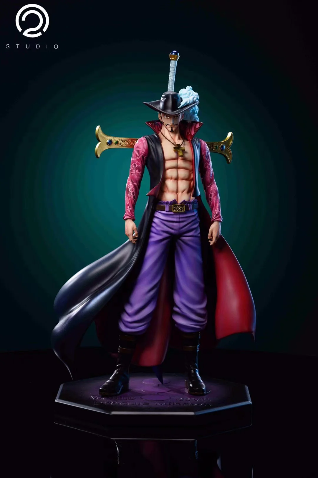 C2 Studio - Standing Pose Dracule Mihawk | 站姿 鹰眼米霍克