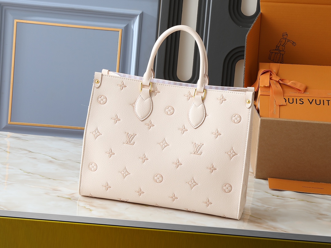 LV ONTHEGO Medium Handbag
