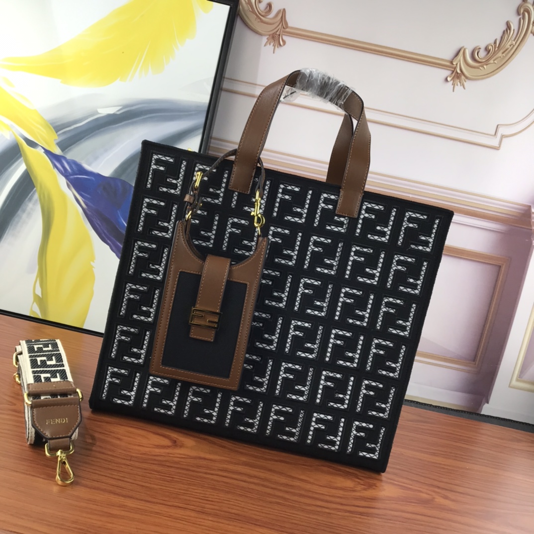 Fendi Medium Sunshine Tote Bag