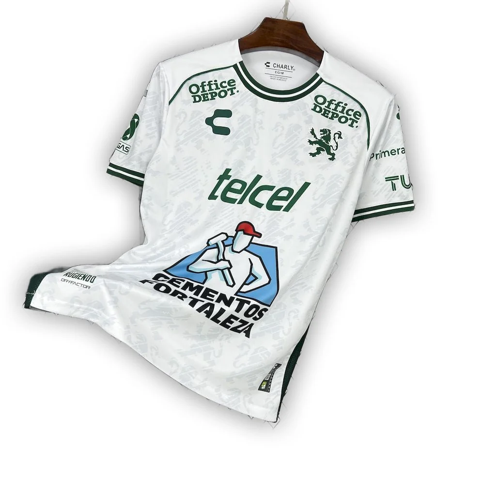 Leon 2025/26 Away