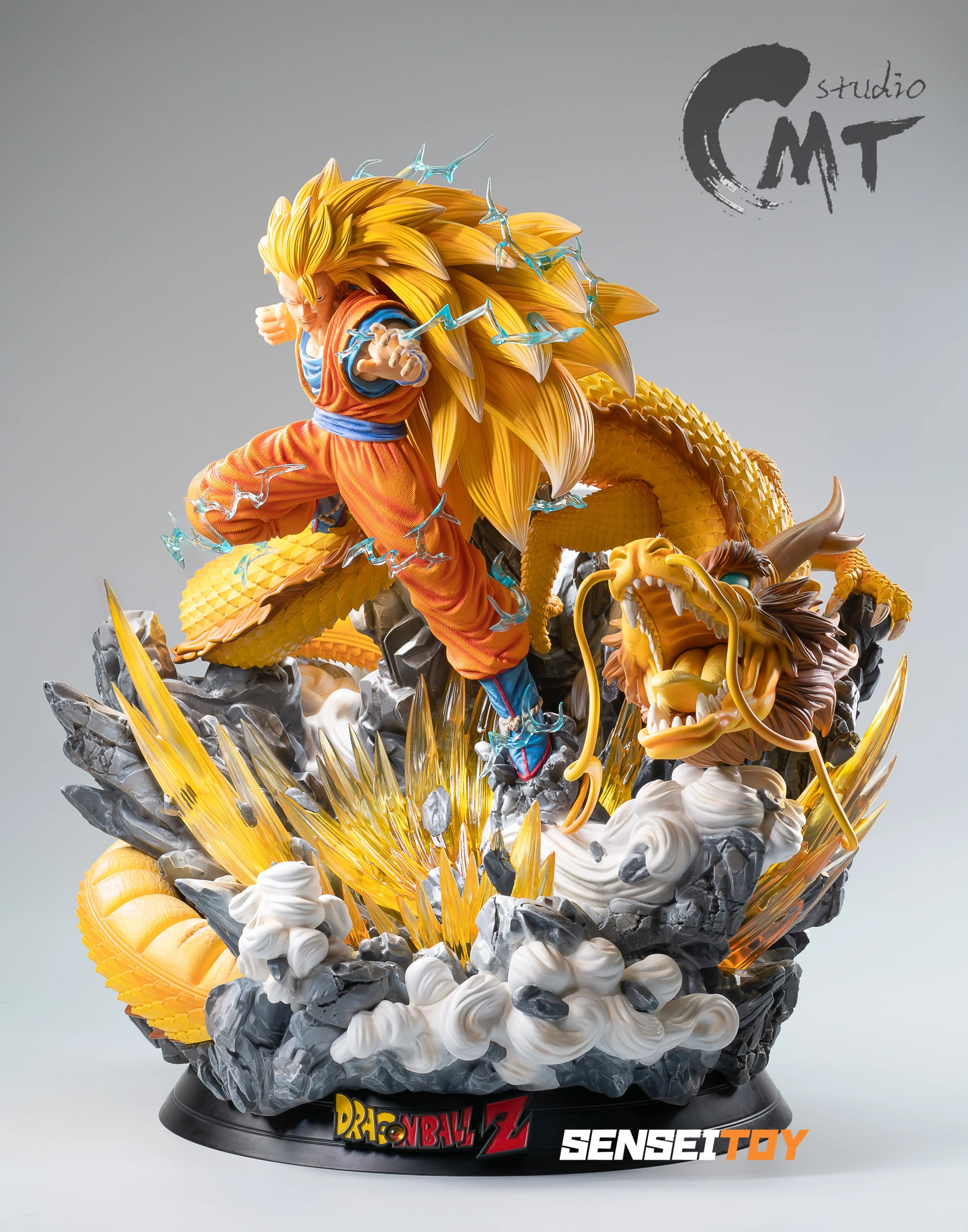 Dragon Ball - Goku SSJ3 Dragon Fist by MT