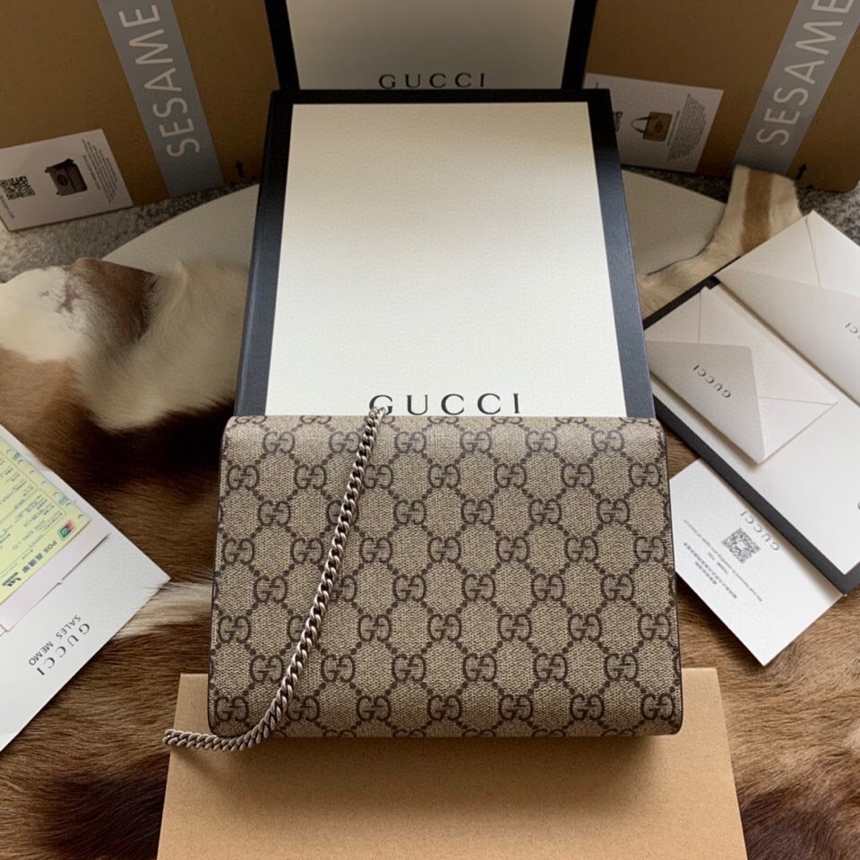 Gucci Dionysus GG Supreme chain wallet 401231