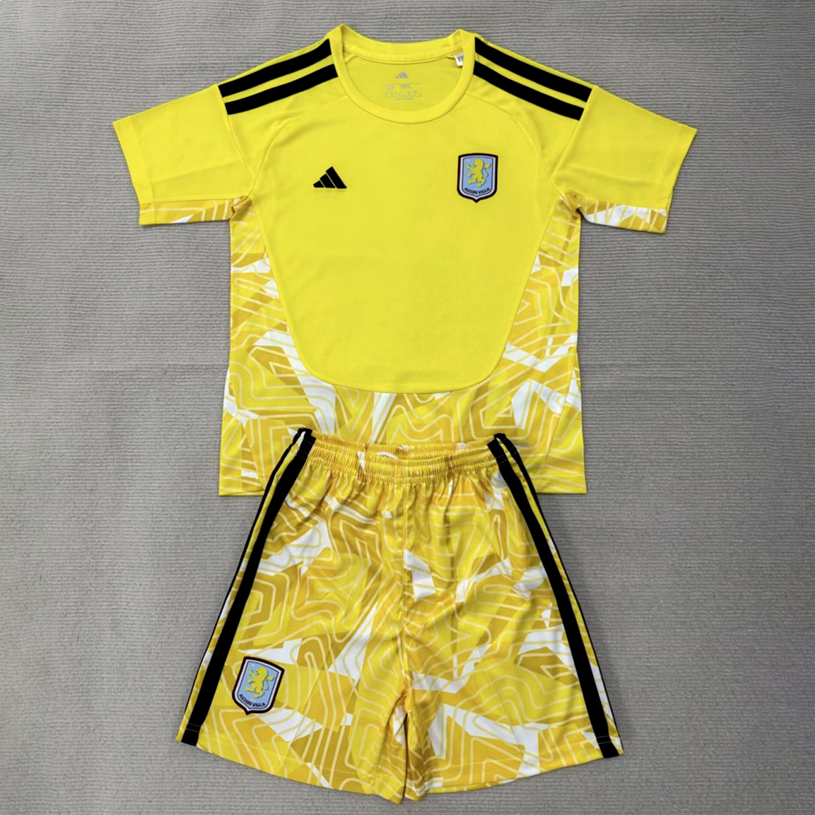 Aston Villa Man Yellow Goalkeeper Kids Suit 26/27