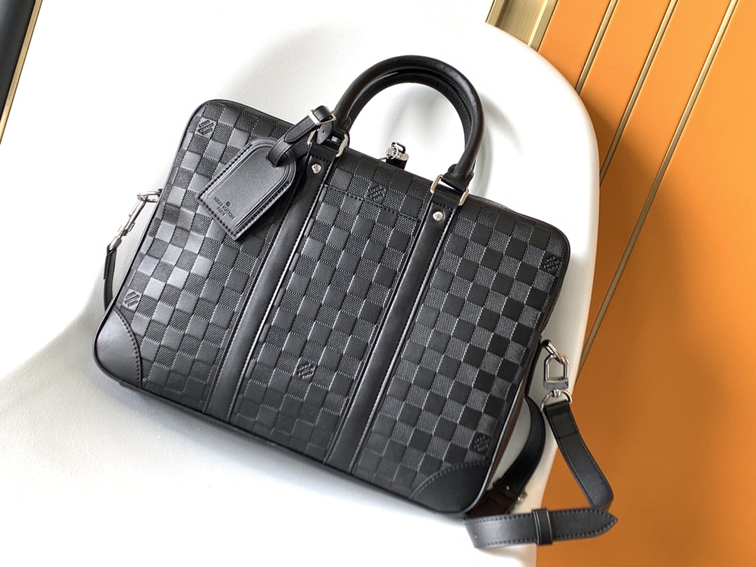 LV Voyage Small Men briefcase