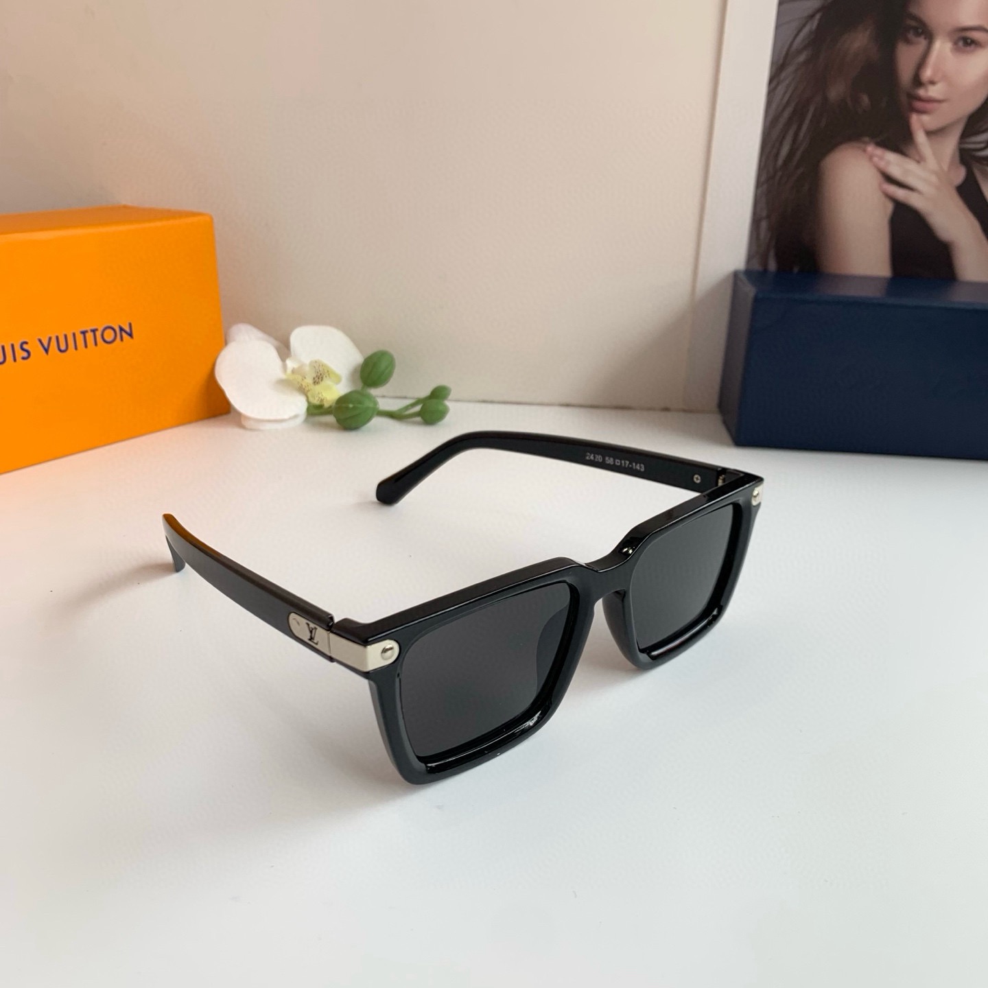LV Square-Frame Sunglasses