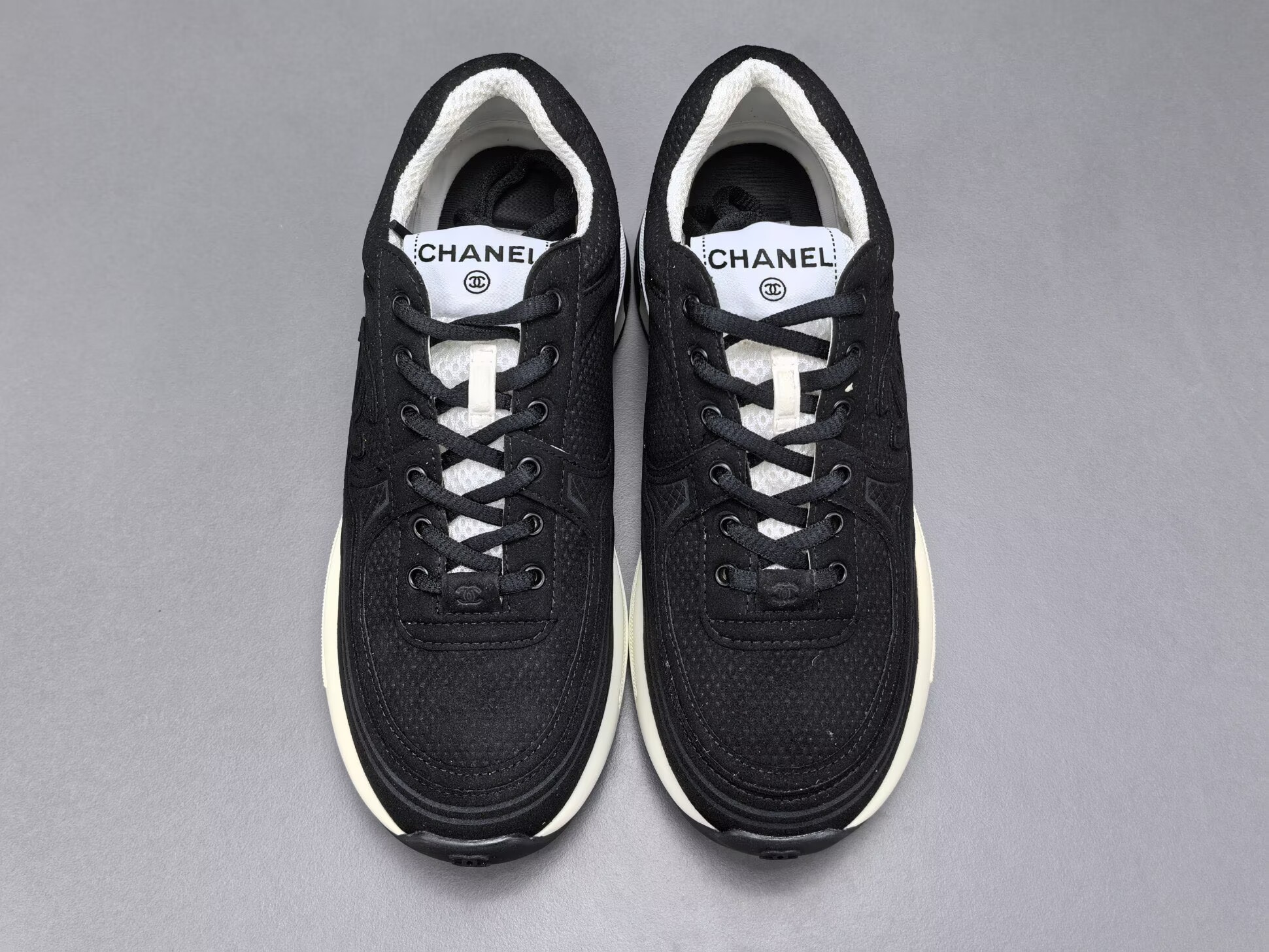 CHNE1 Leather Low Top Sneakers - CCSHOES
