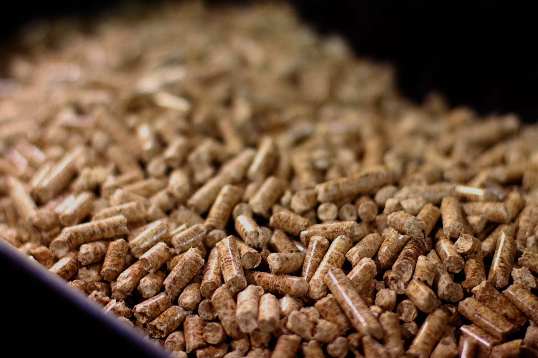 Louisiana Grills 40lb Bag Wood Pellets, Tennessee Whiskey Barrel Smoker Fuel