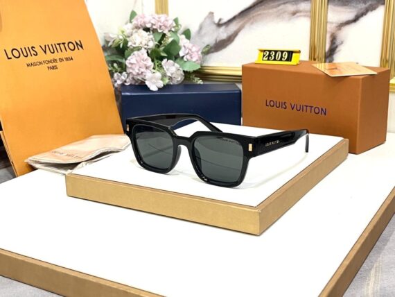 Louis Vuitton sunglasses 31