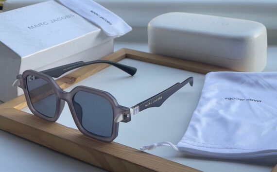 Marc Jacobs sunglasses 35