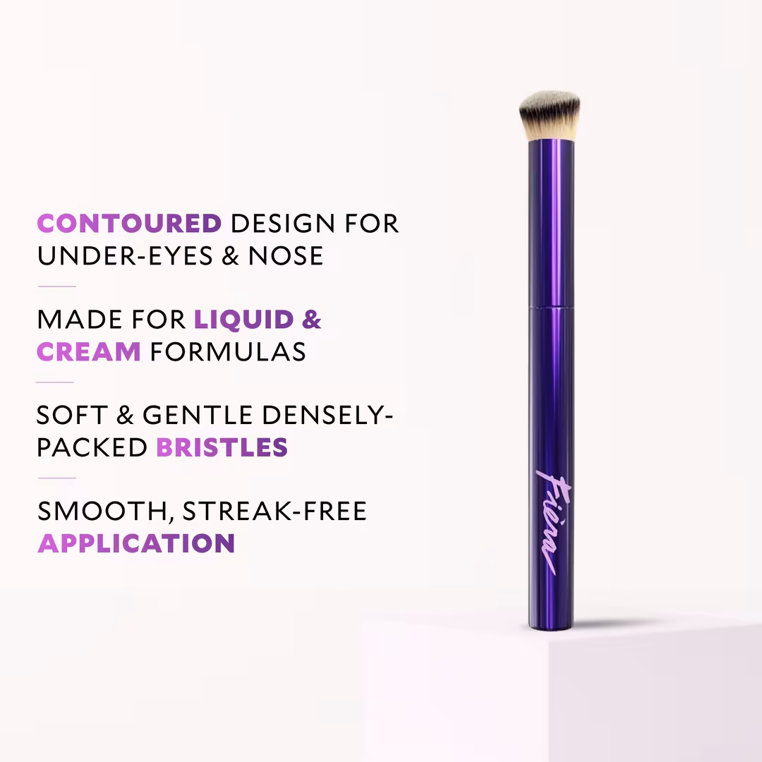Fièra Cosmetics  Contoured Concealer Brush