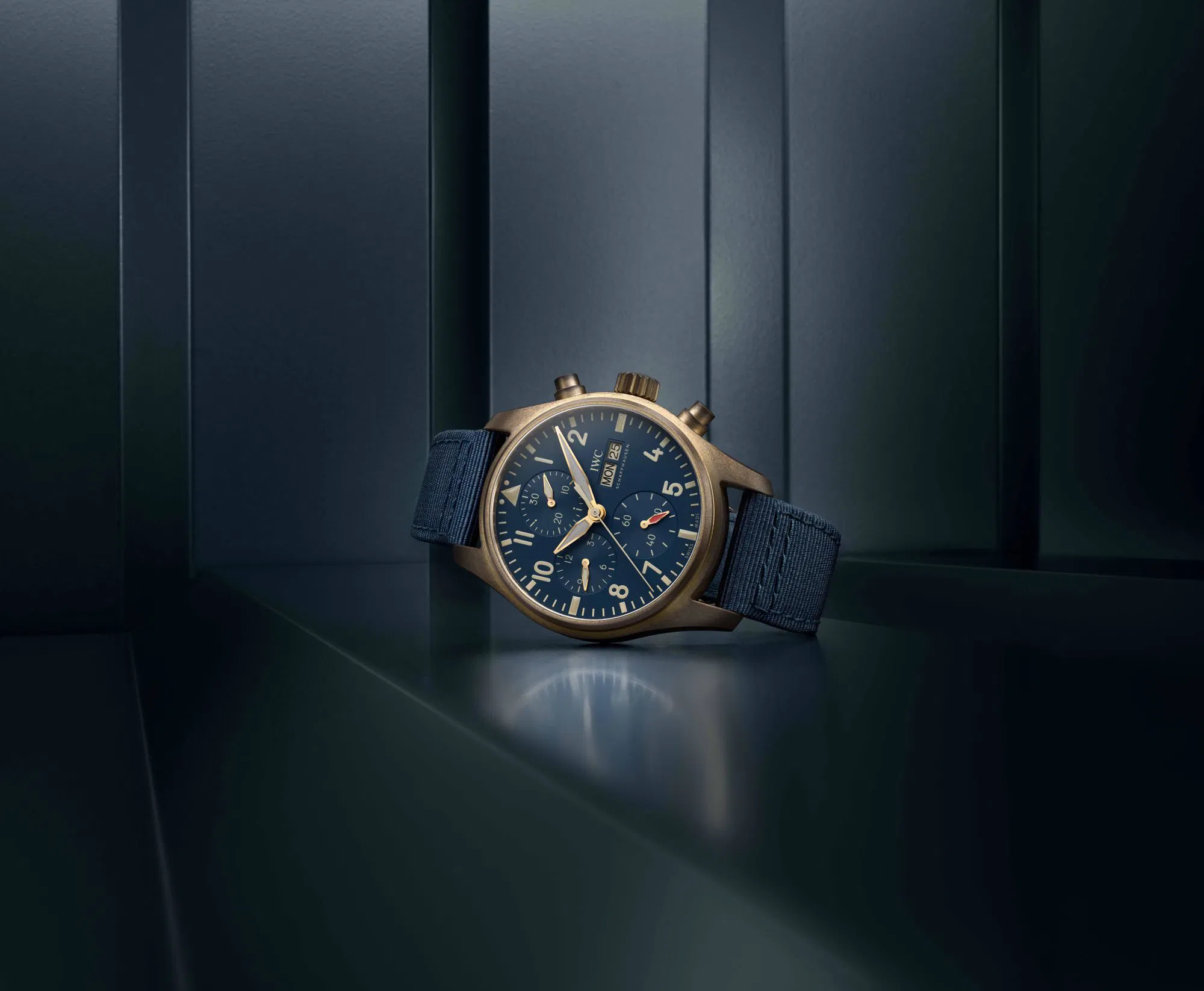 IWC Schaffhausen Pilots watch chronograph 41 bronze iw388109