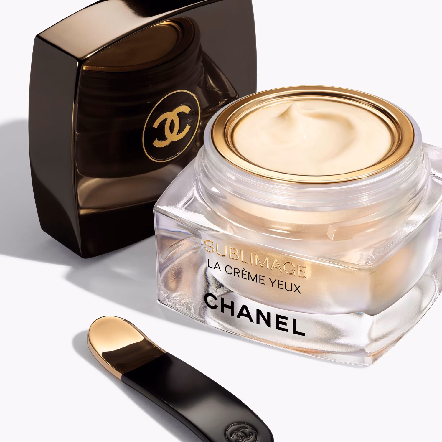 LA CRÈME YEUX
