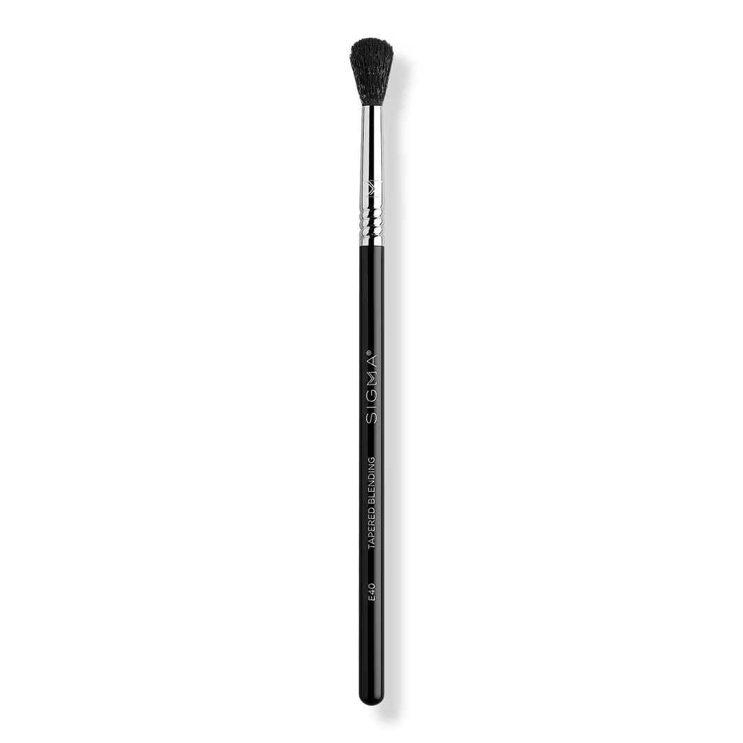 Sigma Beauty  E40 Tapered Blending Brush