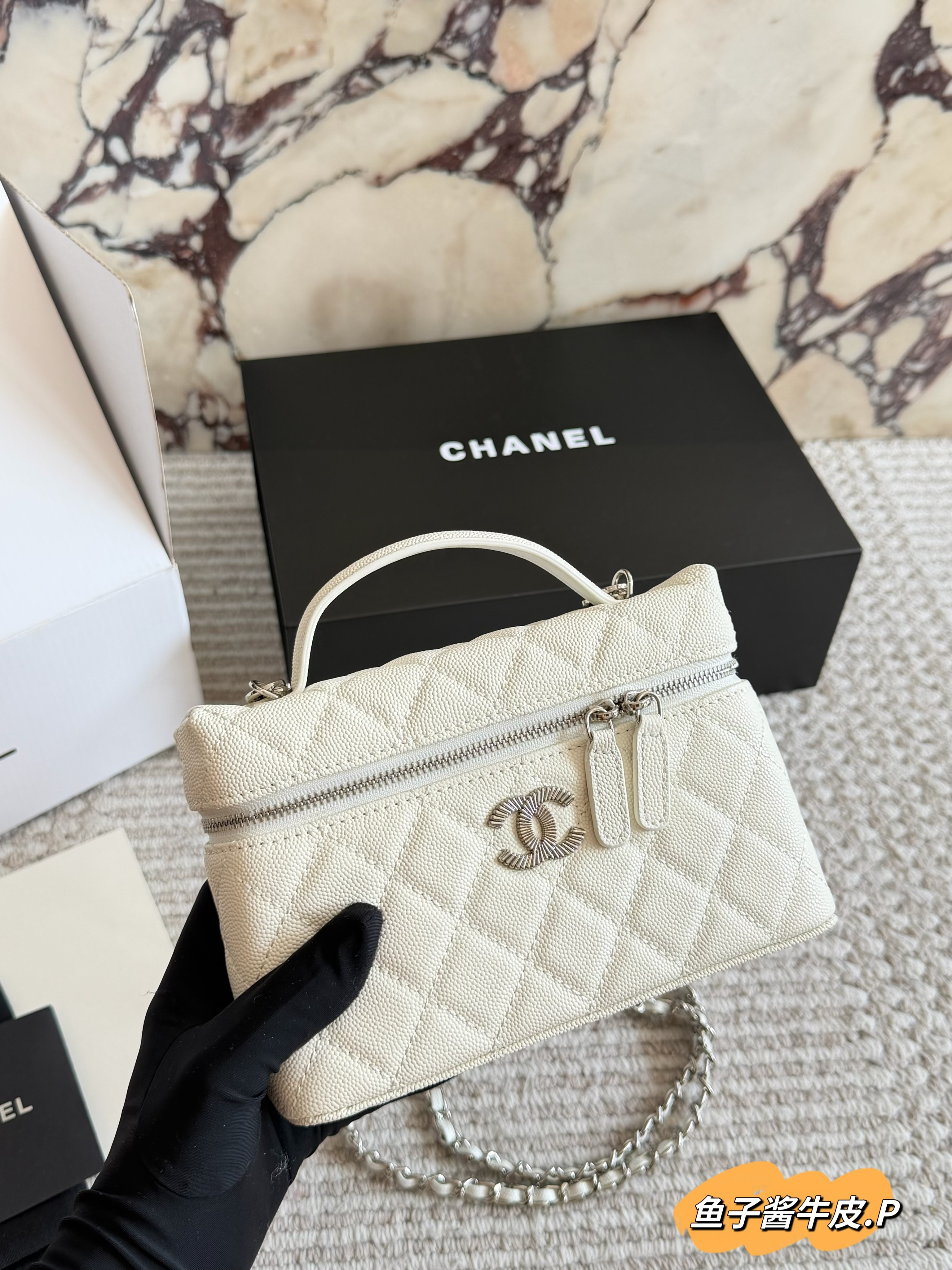 Chanel 25c Box Bag