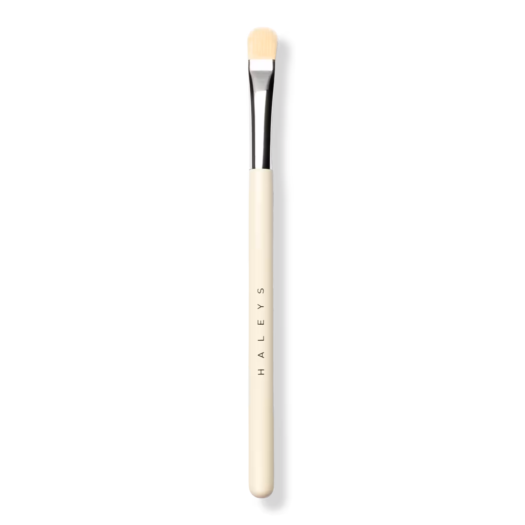 HALEYS Beauty  Flat Eyeshadow Brush