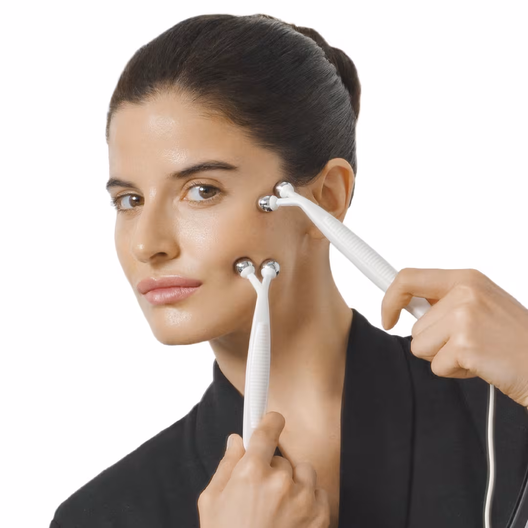 7 E Wellness  TriWave Advanced Microcurrent Facial Device
