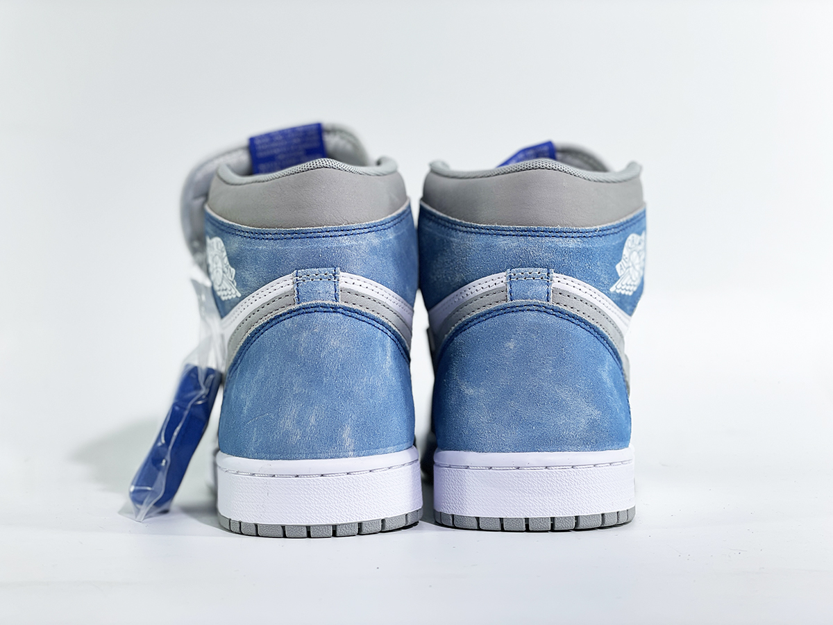 Air Jordan 1 High OG “Hyper Royal” Replica
