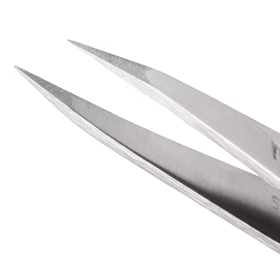Tweezerman  Point Tweezer