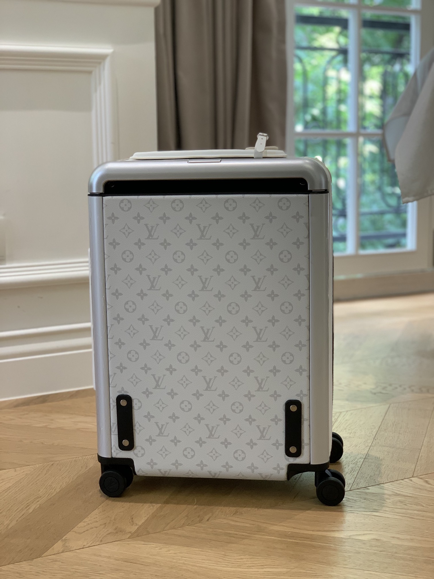 LV HORIZON four-wheel trolley case