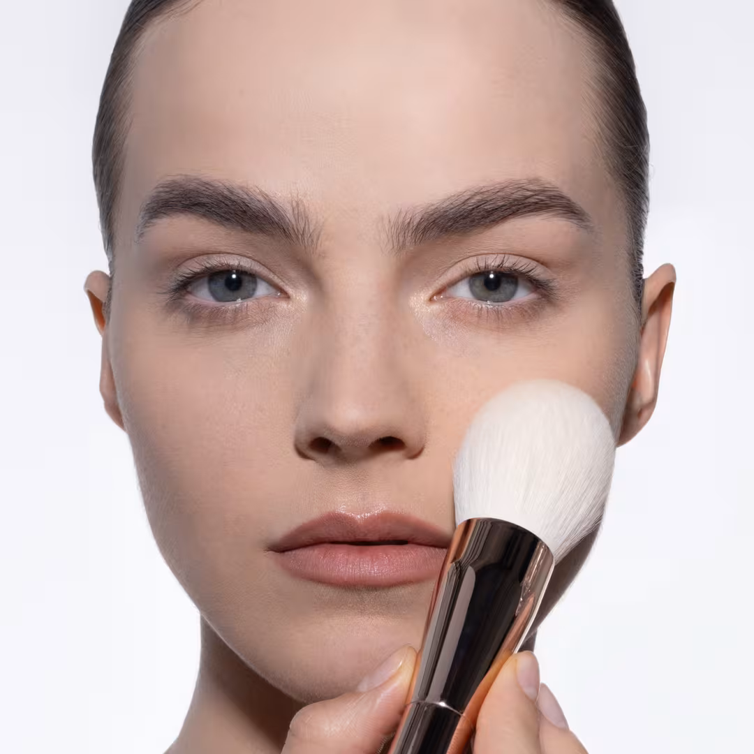 NATASHA DENONA  Hy-Glam Powder Brush