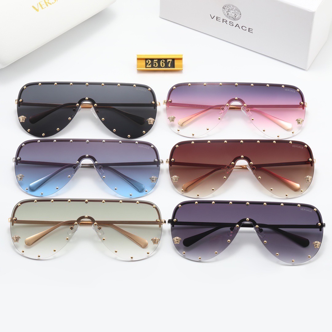 Versace Fashionable Sunglasses