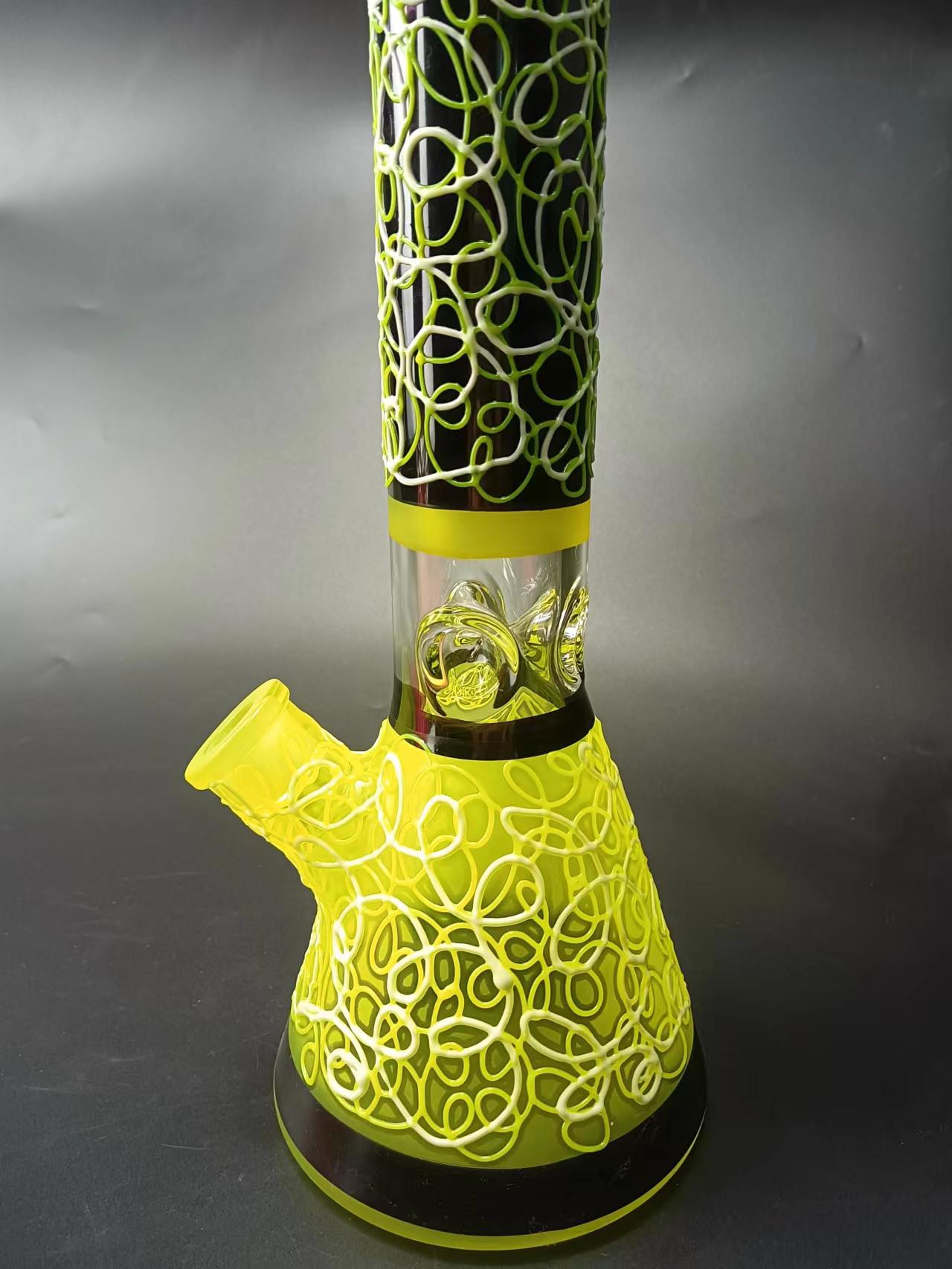 20 Swirl Glass Beaker Bong