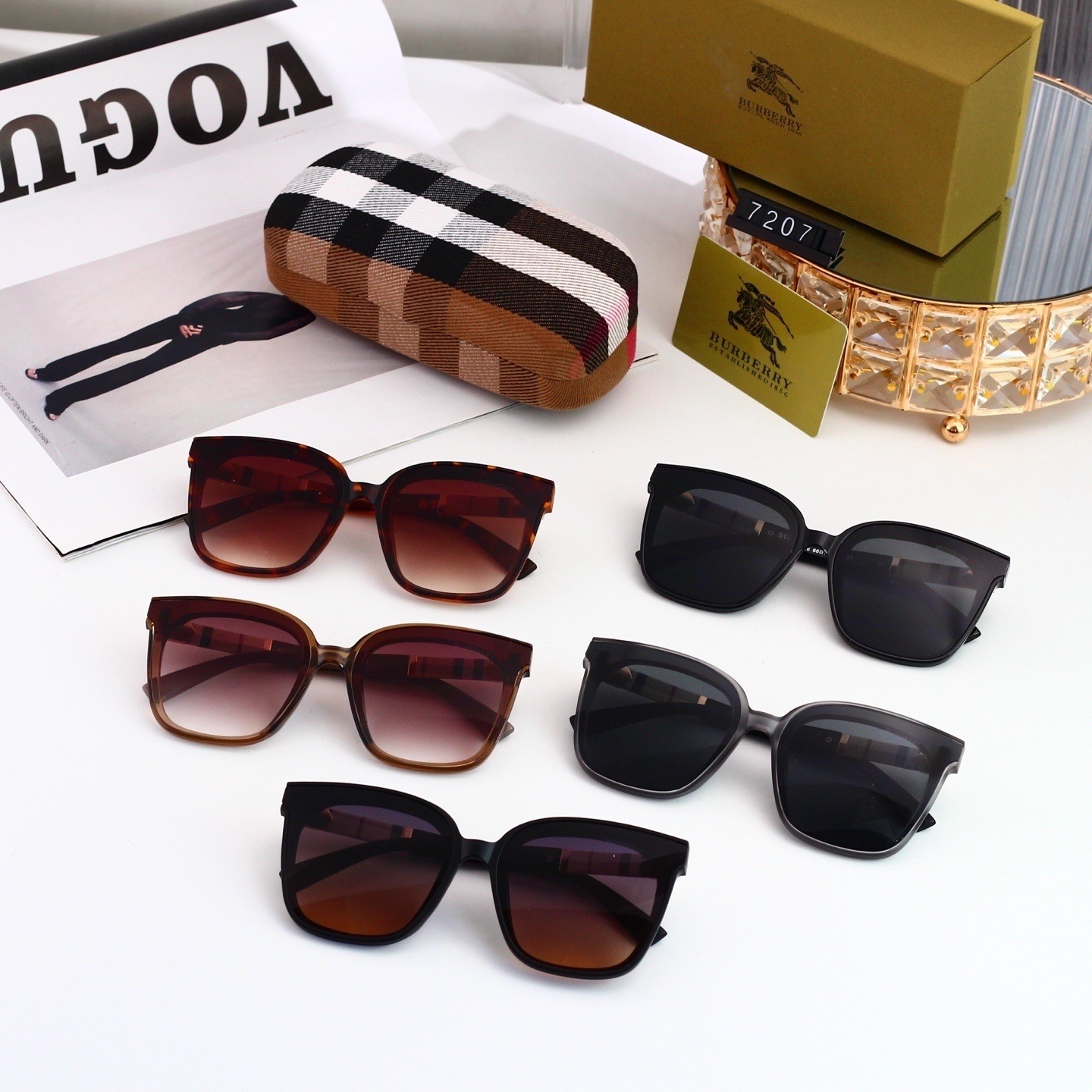 Burberry Fashionable Sunglasses