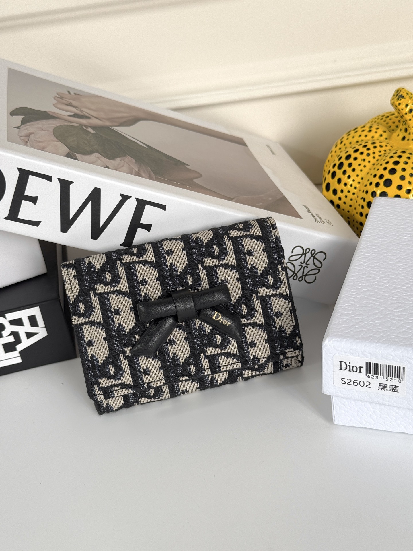Dior new bow embroidered wallet