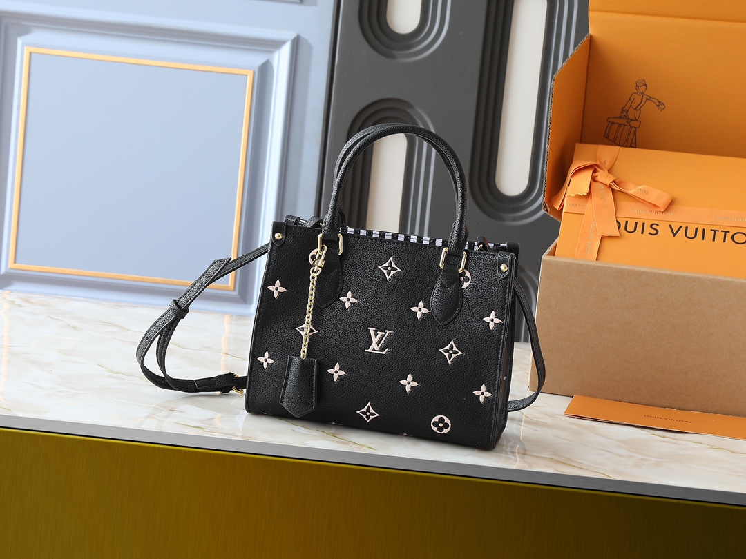 LV ONTHEGO Medium Handbag