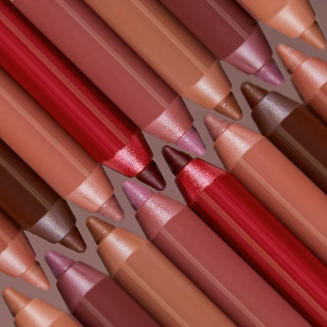 L.A. Girl  Long-Lasting Shockwave Lip Liner