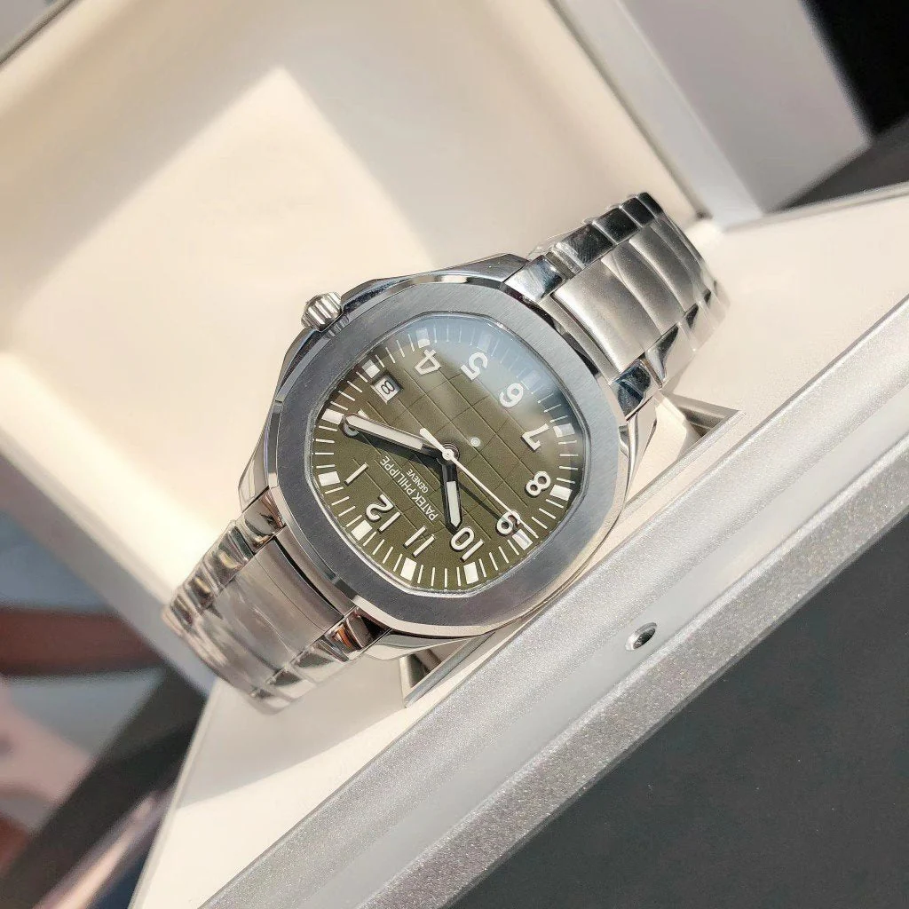 Patek Watch AQUANAUT STAINLESS STEEL KHAKI DIAL