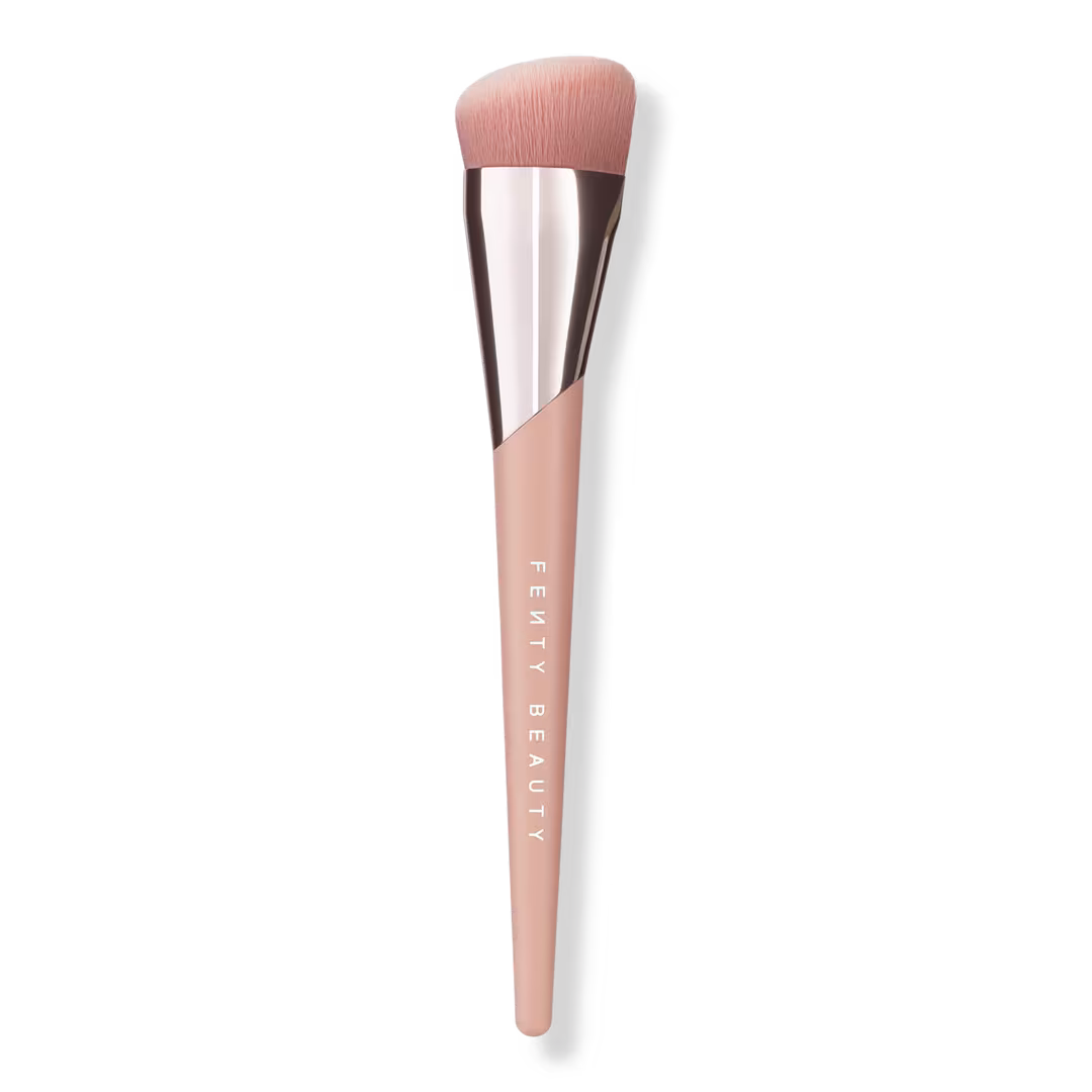FENTY BEAUTY by Rihanna  Foundation Brush 145