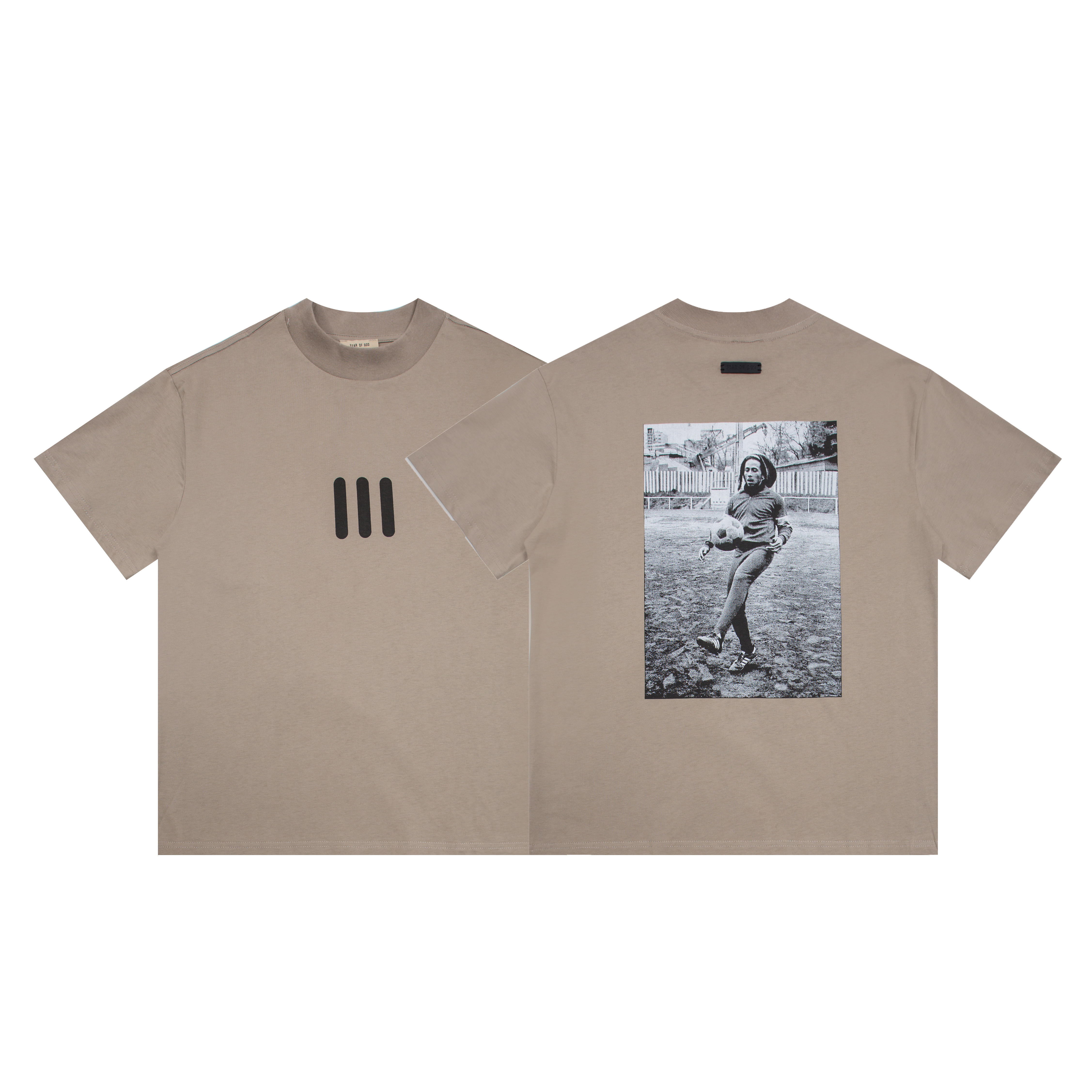 Desert Grey Football Boy Printed Short-sleeved Shirt