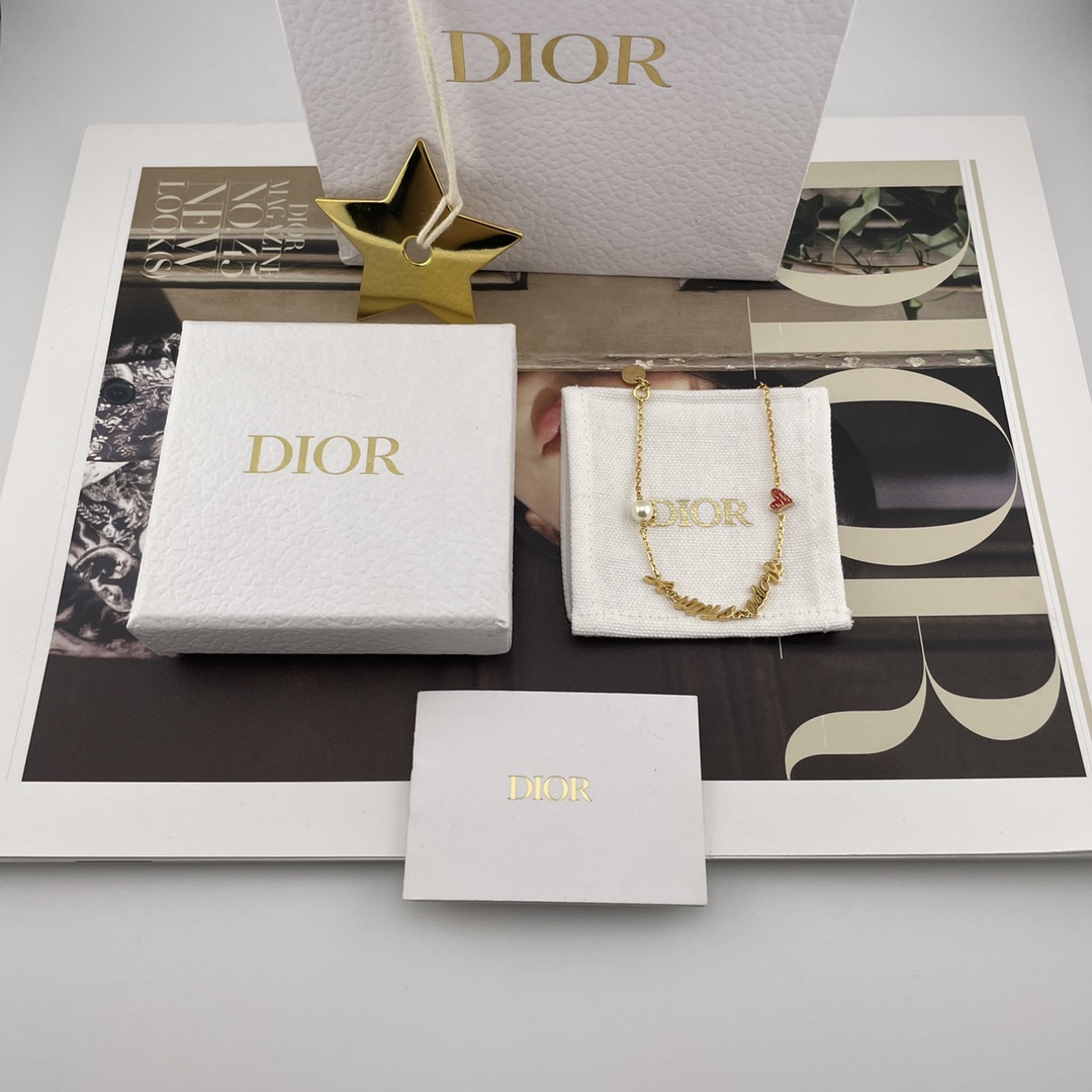 Dior Red Heart Letter Bracelet