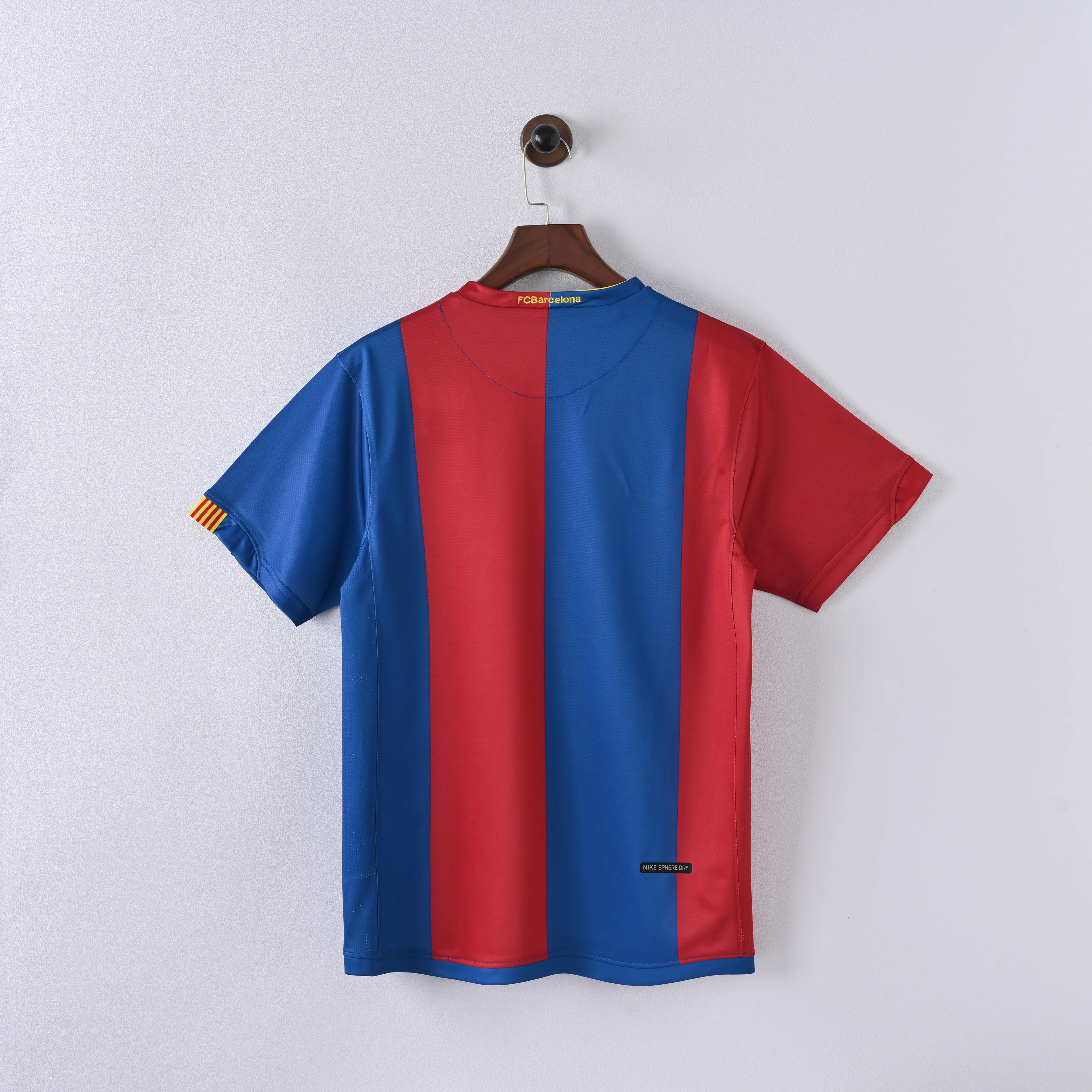 Barcelona Retro Vintage Home Jersey Men 2006-2007