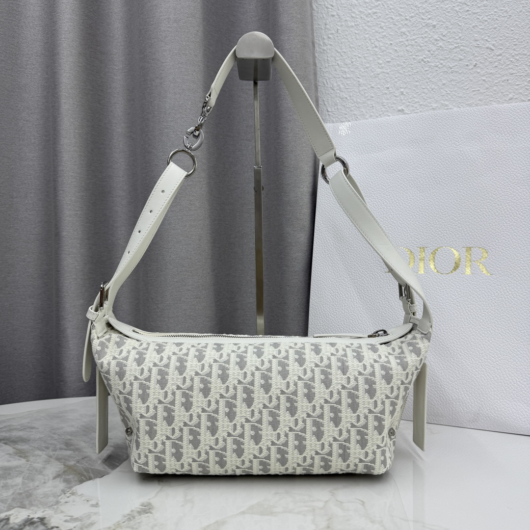 Dior D-Journey Oblique Printed Handbag