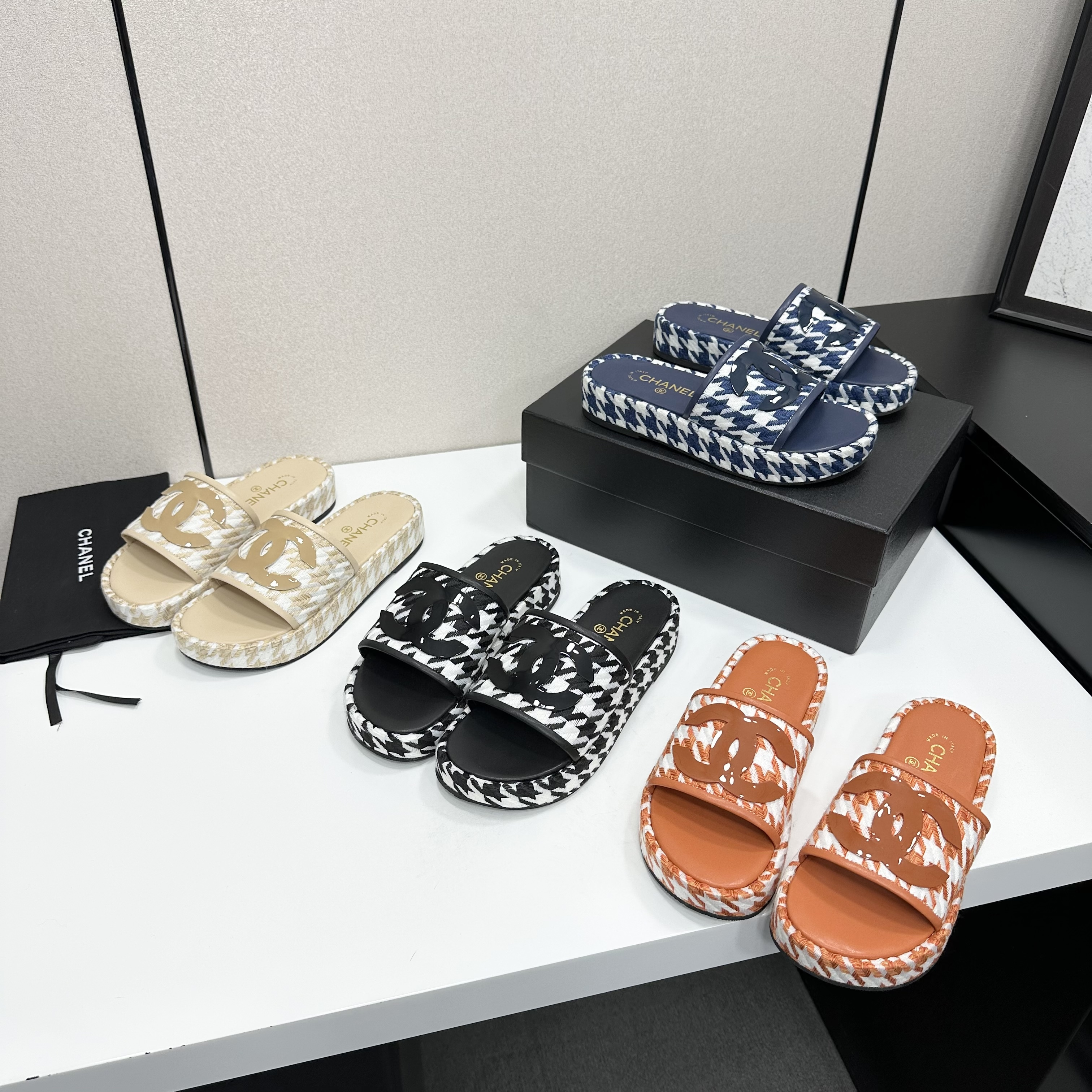 Chanel Women's CC Slide Sandals