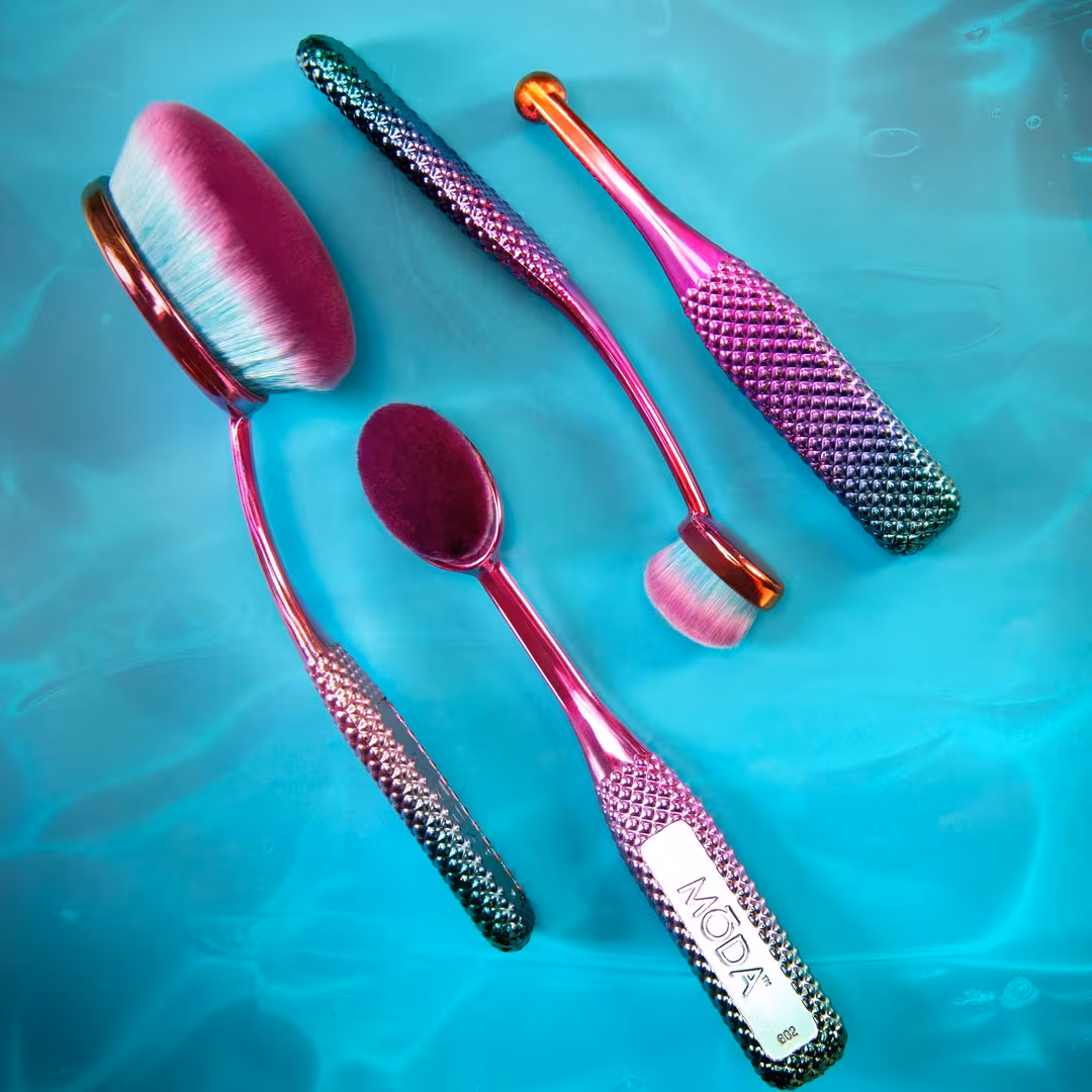 MŌDA  Prismatic Face Perfecting Makeup Brush Kit