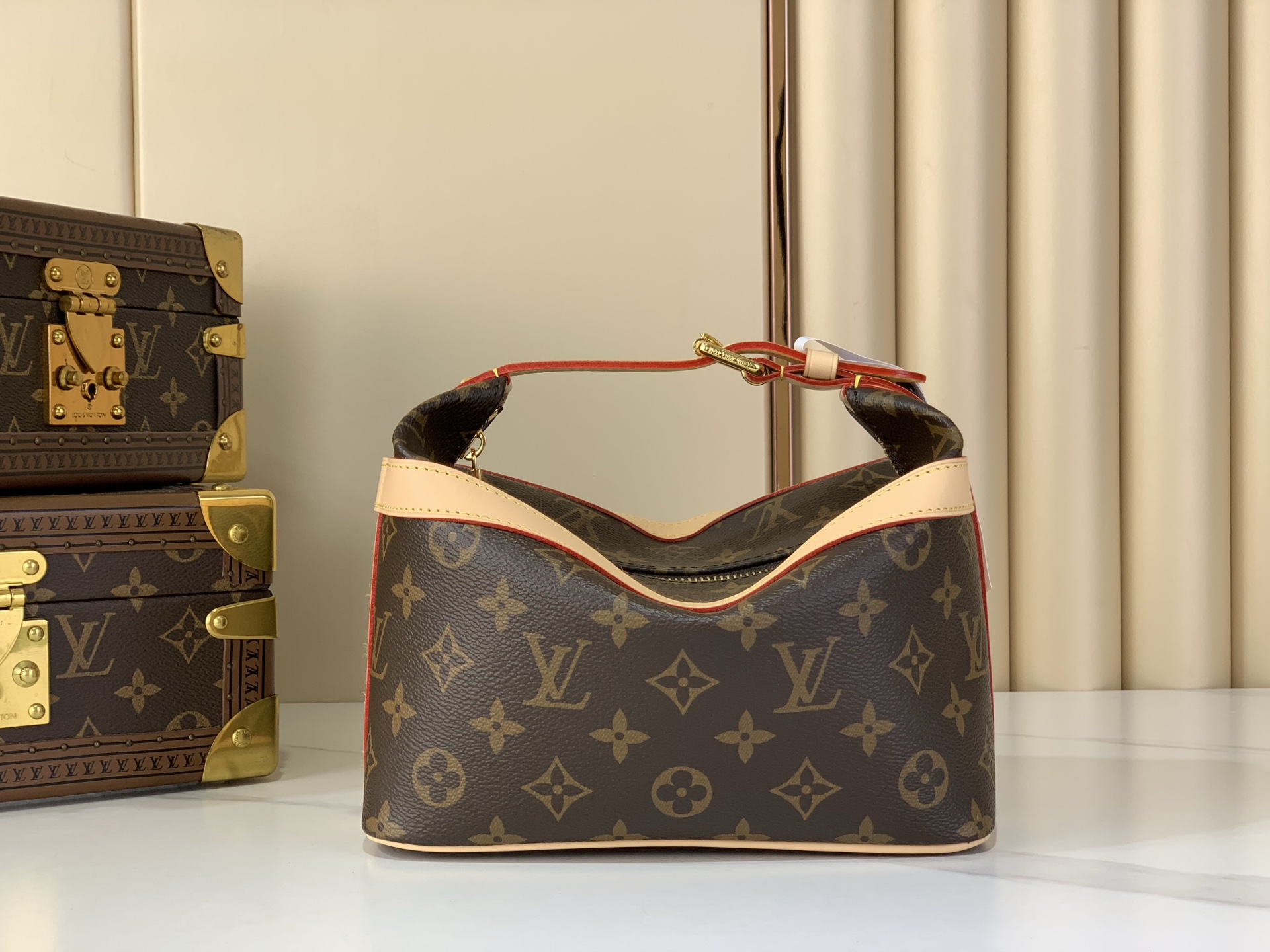 LVCruiser 45 Toilet Bag