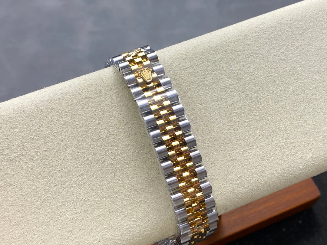 Rolex Watch Datejust 31mm Yellow Gold Steel Diamond Bezel Champagne Dial Diamond Numerals