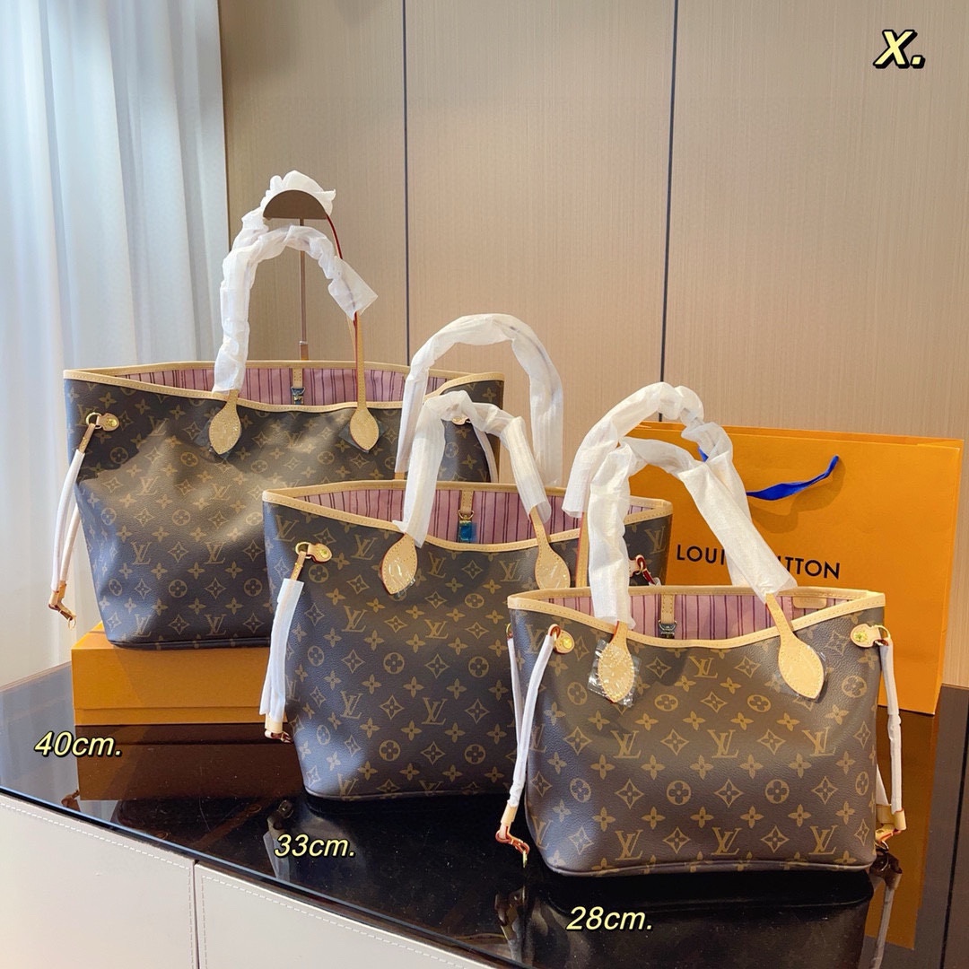 LV Onthego Shopping Bag