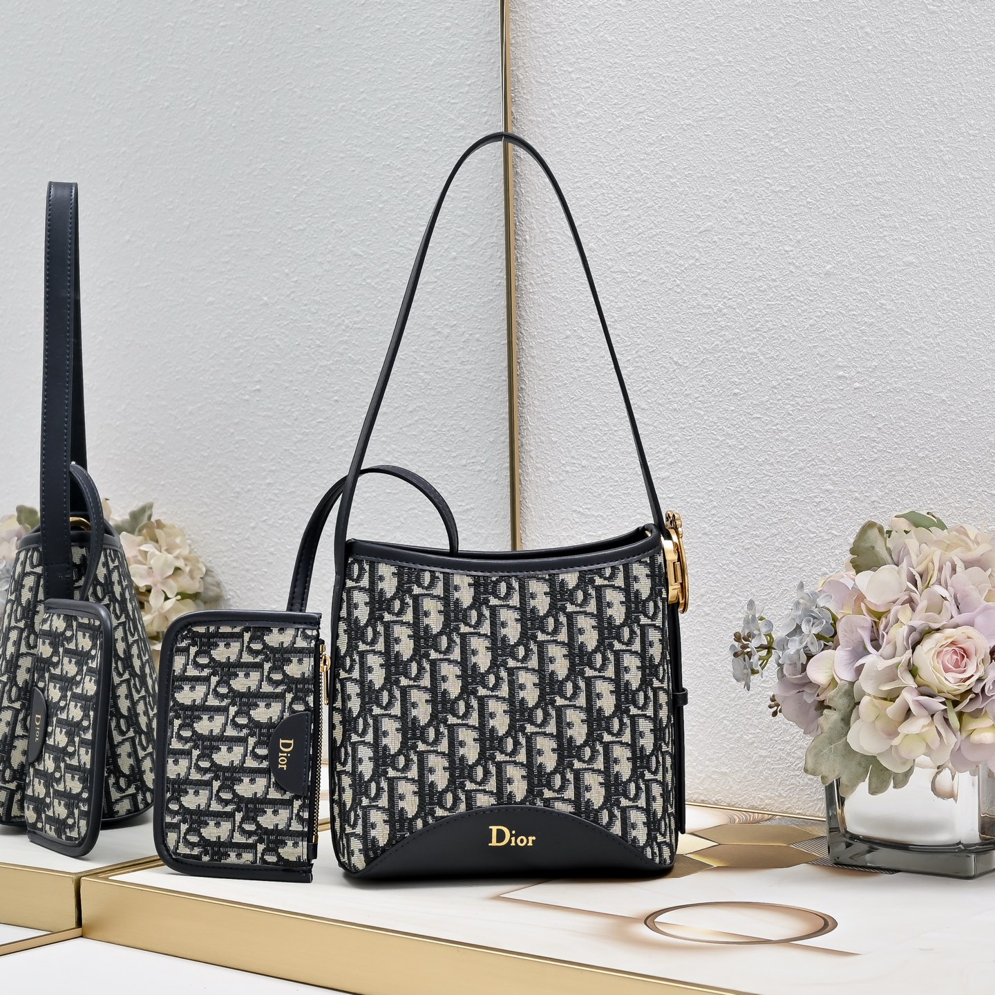 Dior Médaillon Trumpet Bucket Bag