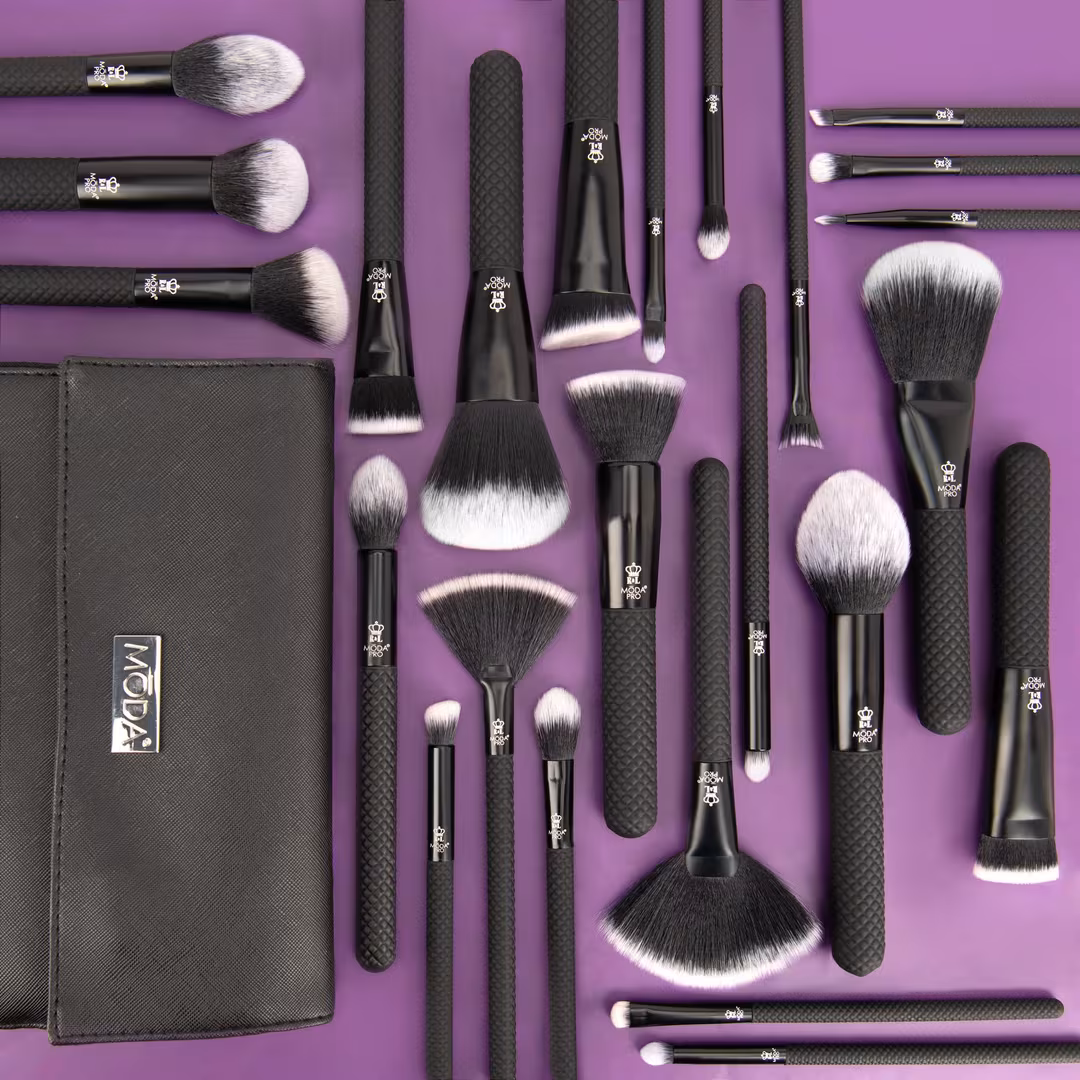 MŌDA  Makeup Brush Kit Pro Wrap