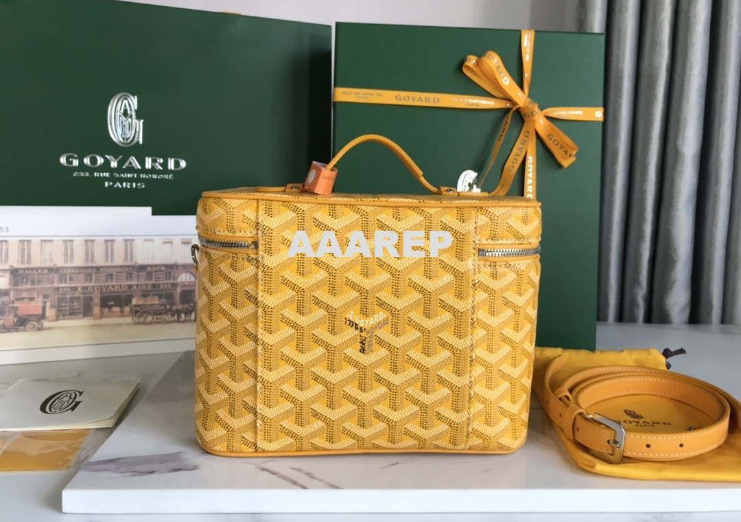 Replica Goyard MUSEVAPMLTY01CL03P Muse Vanity Case PM Bag Yellow