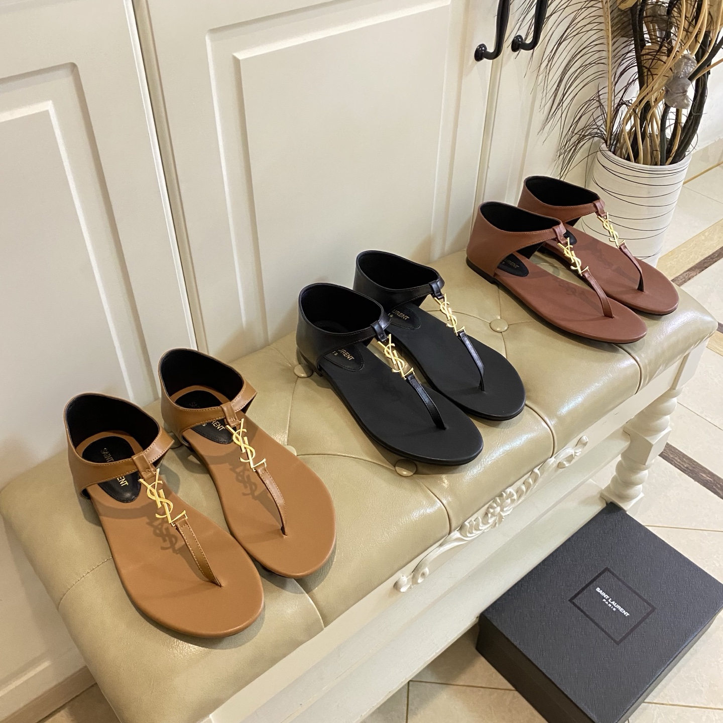 YSL Cassandra Smooth Leather YSL Logo T-Strap Covered Heel Flat Thong Sandals