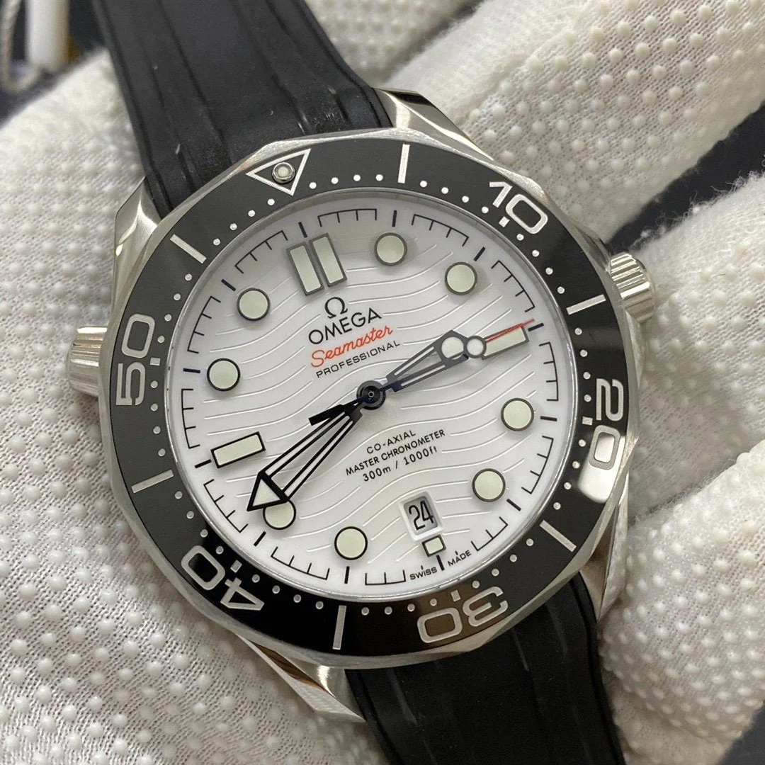 Omega Watch SEAMASTER PROFESSIONAL 300 BLACK CERAMIC WHITE DIAL