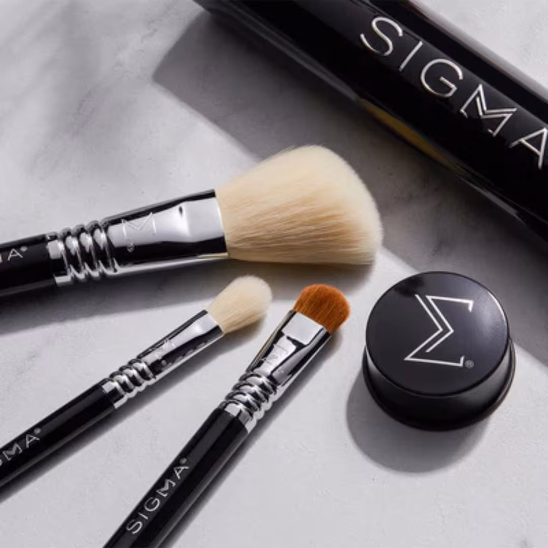 Sigma Beauty  Essential Trio Brush Set