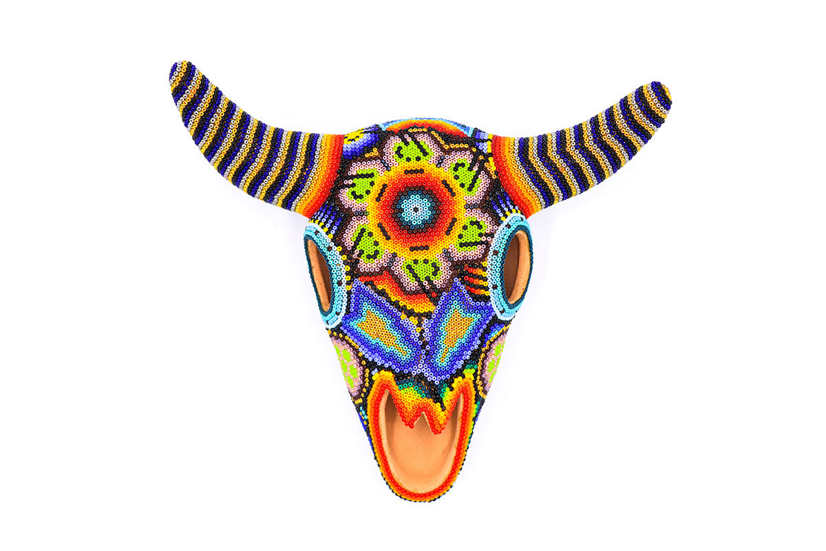 Cráneo de Vaca Chico - Obra de Arte Huichol